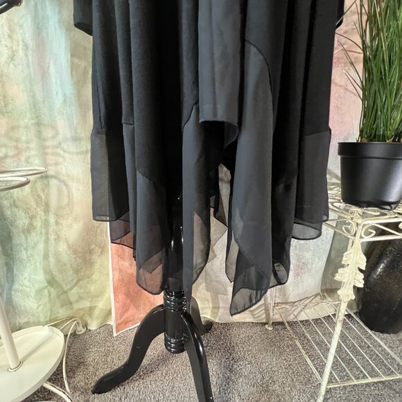 πKojooin Plus Size Asymmetrical Day to Night Dress - Tunic for Curvy Women - Picture 5 of 15